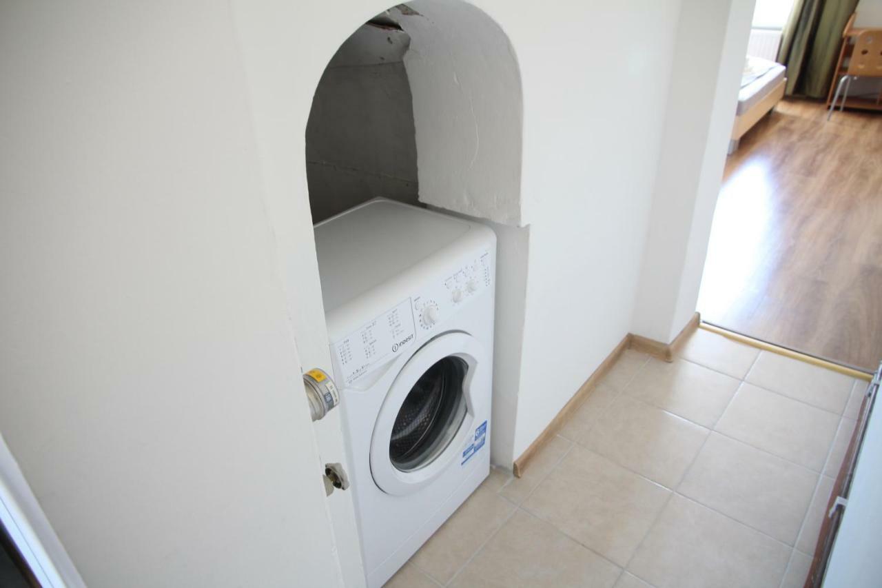 V Centru Mesta Lägenhet Karlsbad Exteriör bild
